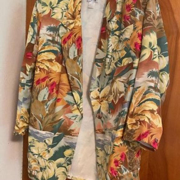 100% Silk Blazer Size 8 by Stephanie by Suzelle - Picture 1 of 3